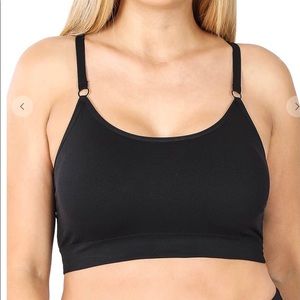 BOUTIQUE- BASIC BRALETTE IN BLACK